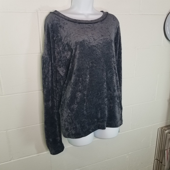 We the free people nora jane crushed velvet sweatshirt - Picture 8 of 13